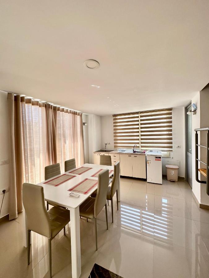 Shkreli Apartments Sarandë Esterno foto